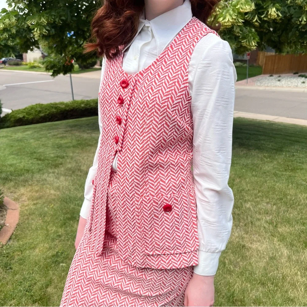 Vintage 1960 70 Mod Red white Herringbone Long Vest Skirt Suit Set Small